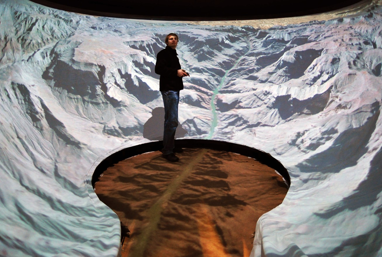 Virtual fieldwork at the Grand Canyon in VR Dome